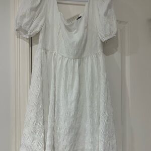 SHEIN Elegant White Midi Dress